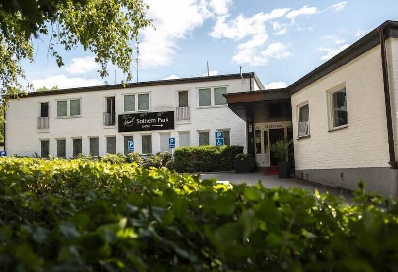 فندق L Solhem Park