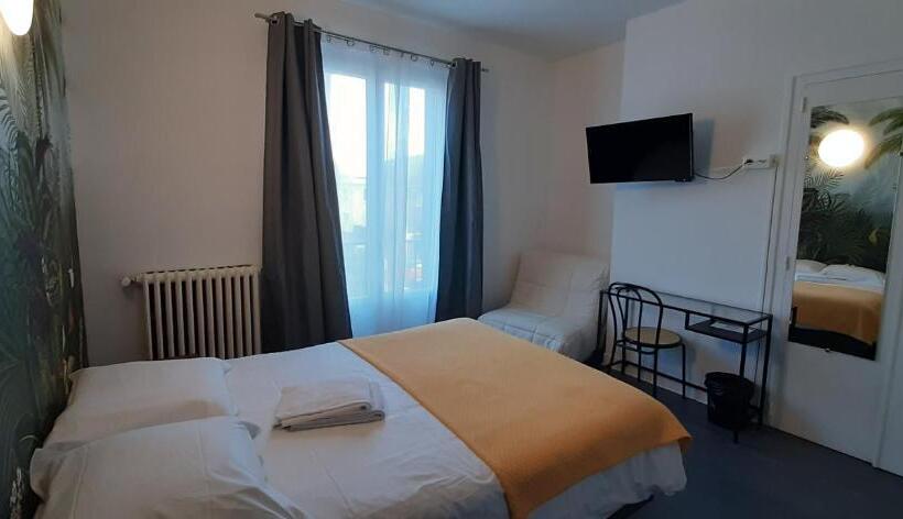 Отель La Belle Etoile