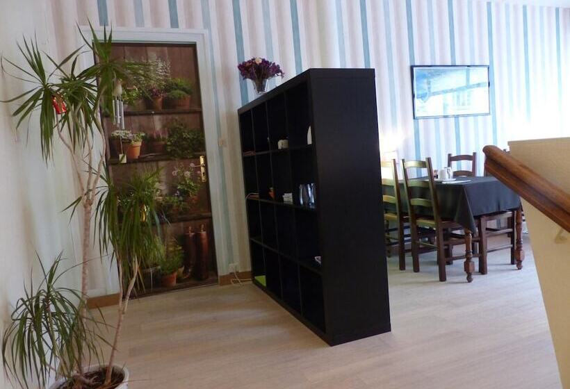 Отель La Belle Etoile