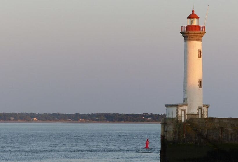 Отель La Belle Etoile