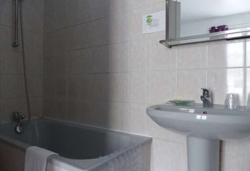 Отель La Belle Etoile