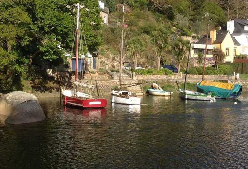 ホテル La Chaumière Roz Aven