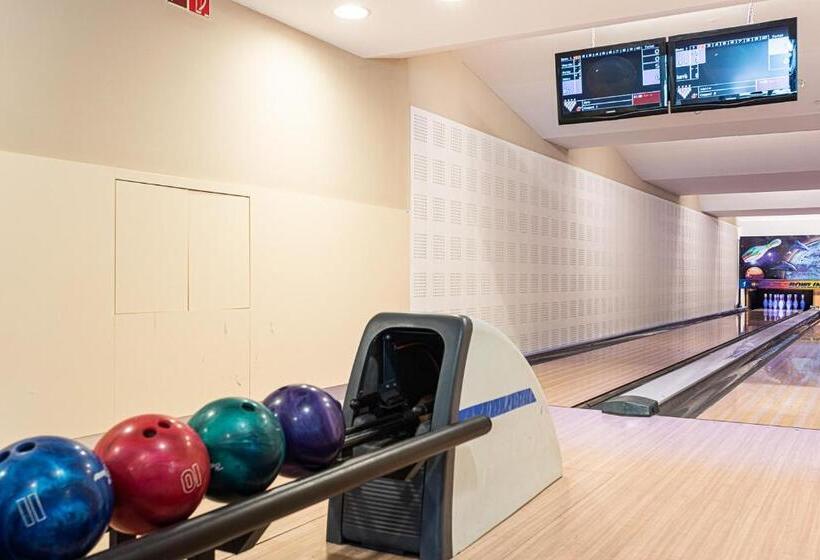 בית מלון כפרי La Contessa Castle