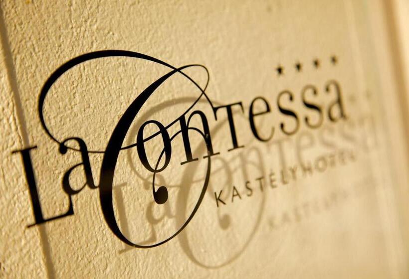 בית מלון כפרי La Contessa Castle