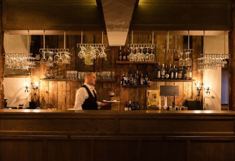 ホテル La Grande Cure