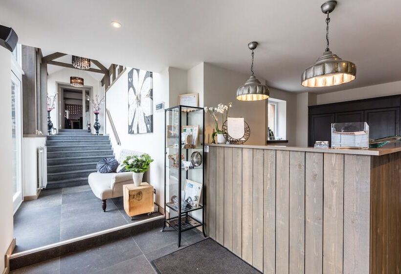 ホテル La Grande Cure