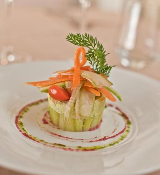 Отель La Prévôté   Hôtel Particulier & Restaurant