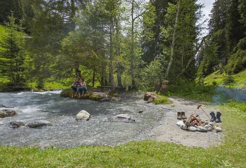 La Val Hotel & Spa