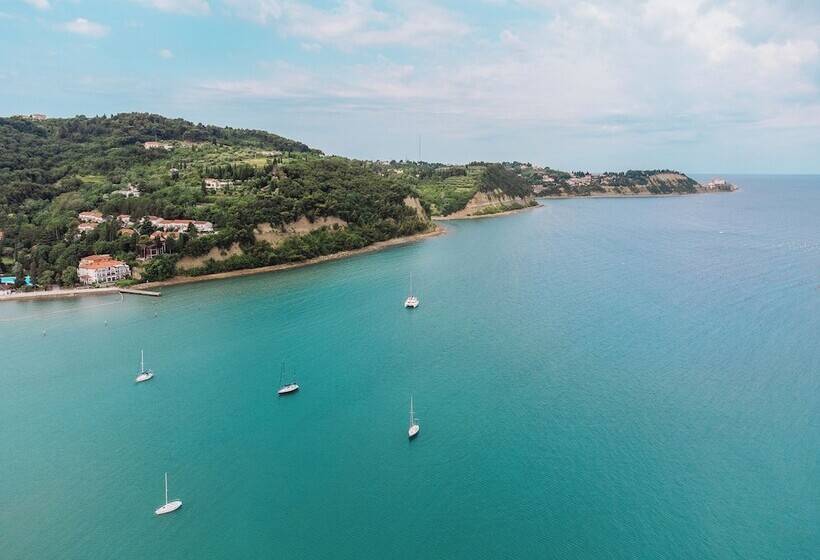 هتل Laguna  Terme Krka