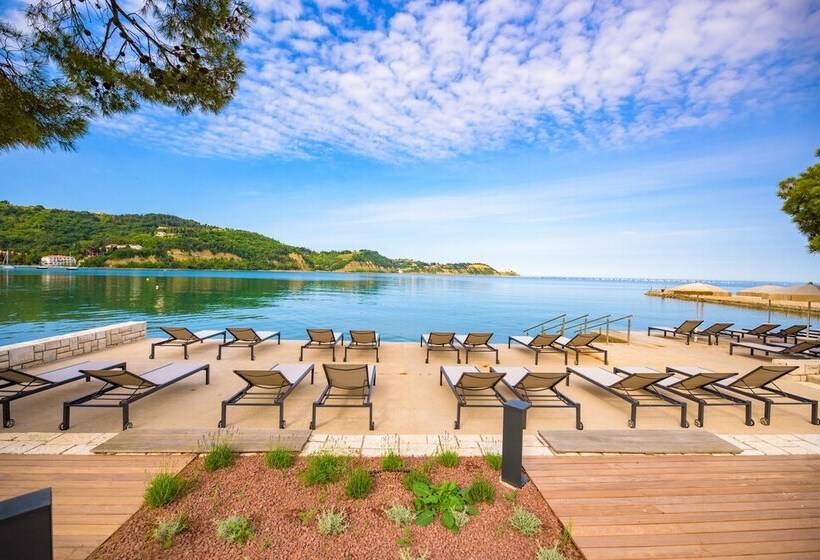 هتل Laguna  Terme Krka