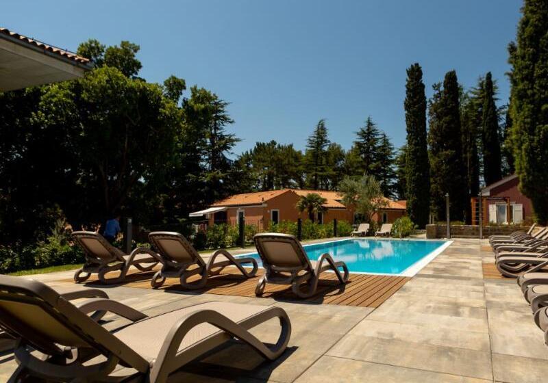 هتل Laguna  Terme Krka