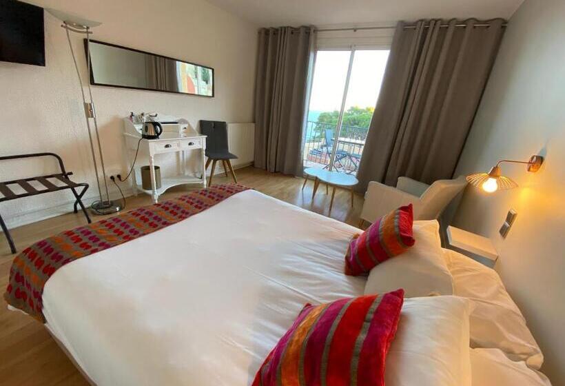 Отель Le Bon Port