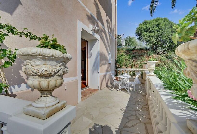 호텔 Le Château De Mei Lese