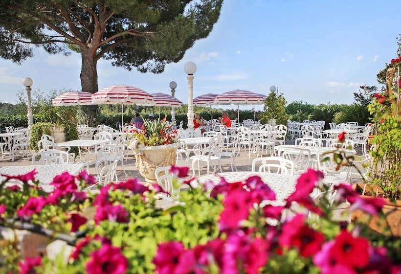 호텔 Le Château De Mei Lese