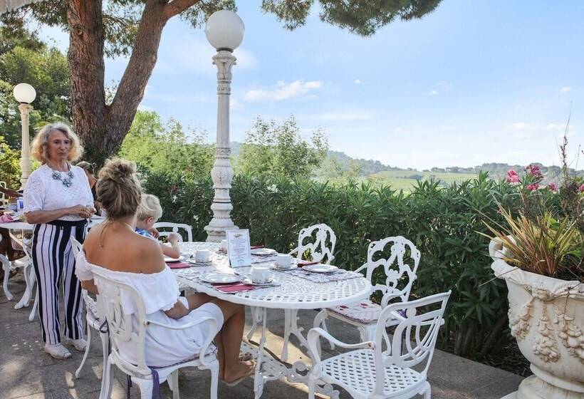 호텔 Le Château De Mei Lese