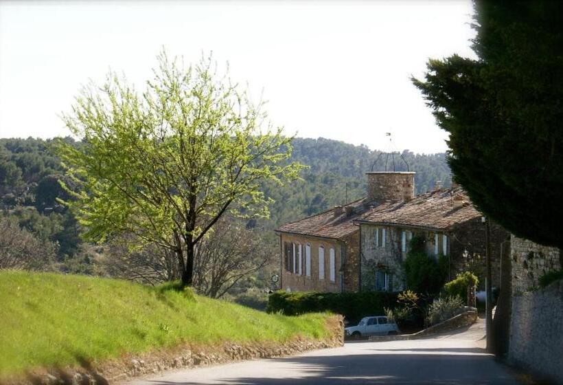 ホテル Le Crillon