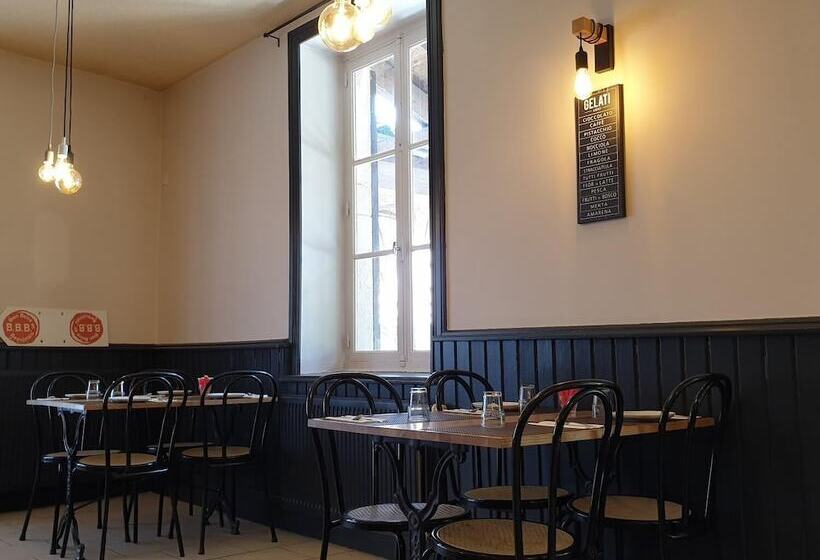 فندق Le Relais Des Dix Crus   Logis Hôtel B&b