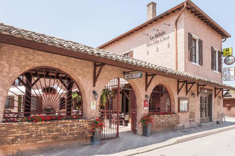 فندق Le Relais Des Dix Crus   Logis Hôtel B&b
