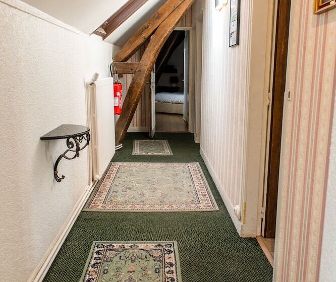 בית מלון כפרי Le Relais Des Templiers