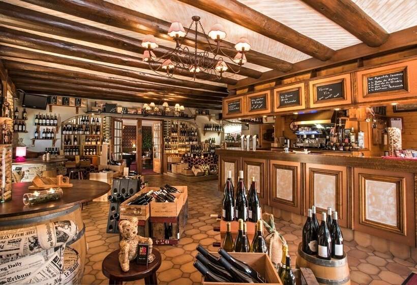 Отель Le Rocher Blanc