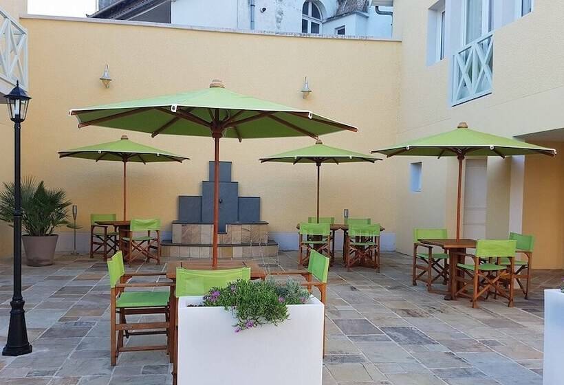 호텔 Le Réverbère   La Cuisinerie   L Hôtellerie