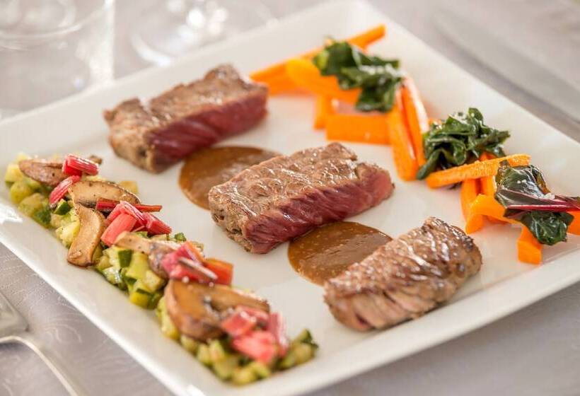 호텔 Le Réverbère   La Cuisinerie   L Hôtellerie