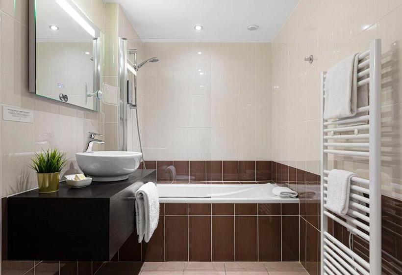 酒店 Contact Hôtels Les Pierres Dorées