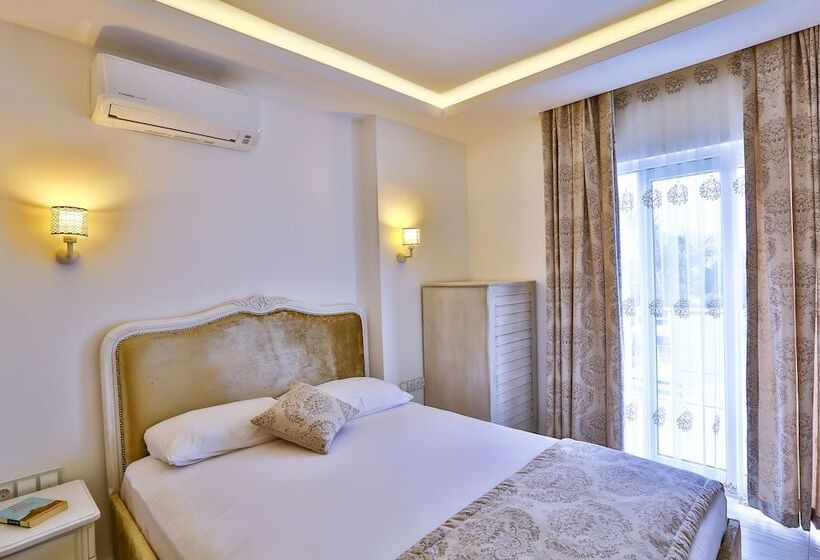 Linda Beach Class Hotel   Boutique Class