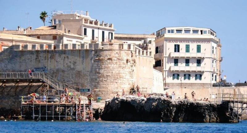 ホテル Livingston