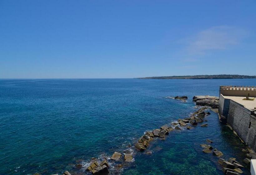 ホテル Livingston