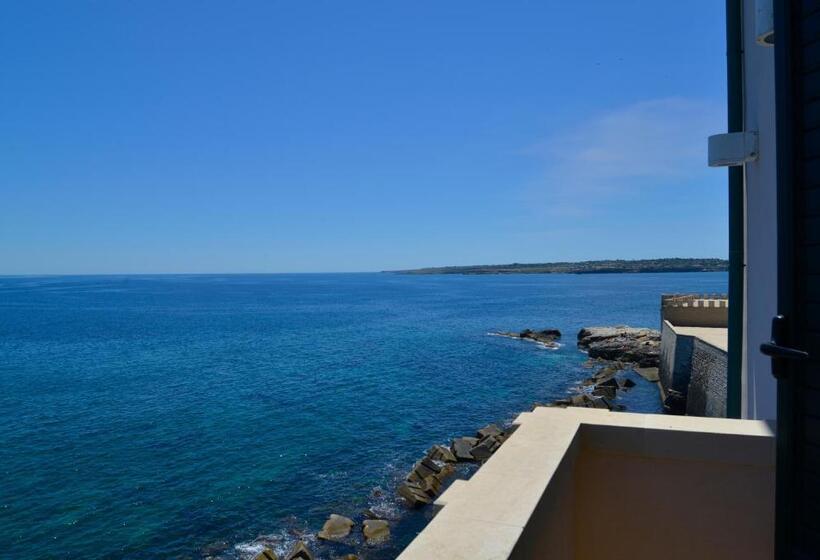 ホテル Livingston