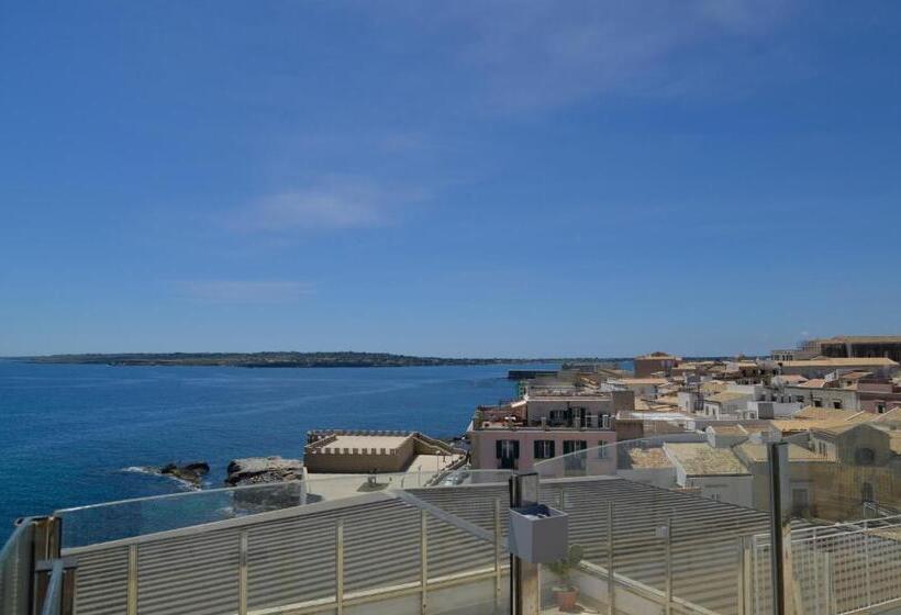 ホテル Livingston