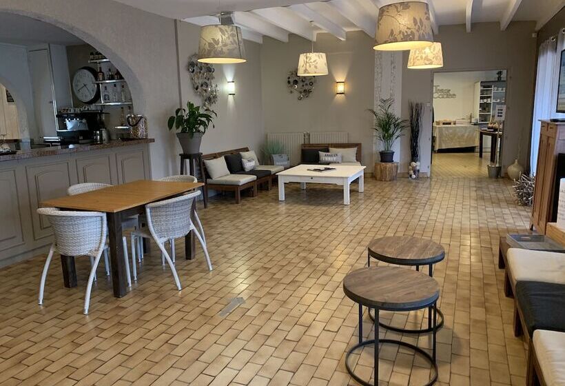 Logis Hotels   Hôtel Et Restaurant L Océana