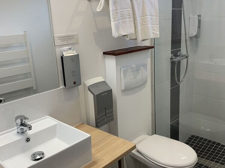 Logis Hotels   Hôtel Et Restaurant L Océana