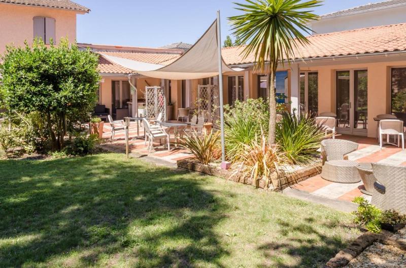 Logis Hotels   Hôtel Et Restaurant L Océana