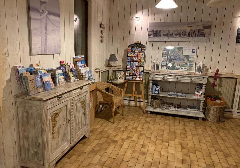 Logis Hotels   Hôtel Et Restaurant L Océana