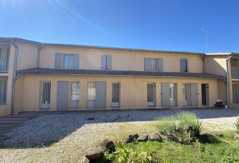 Logis Hotels   Hôtel Et Restaurant L Océana