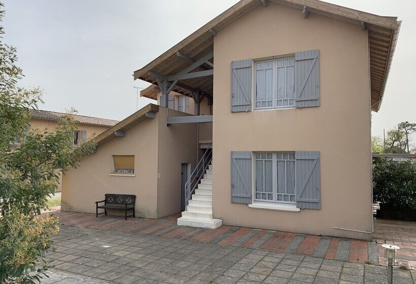 Logis Hotels   Hôtel Et Restaurant L Océana