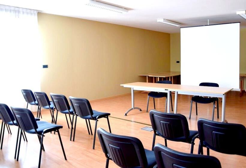 호텔 Logis Des Sources