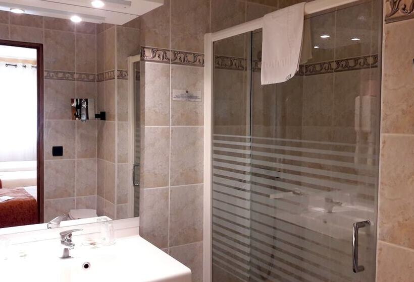 호텔 Logis Des Sources