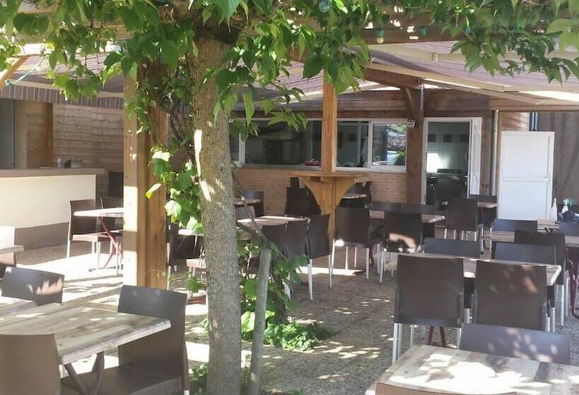 בית מלון כפרי Logis Hôtel Restaurant Cruzel