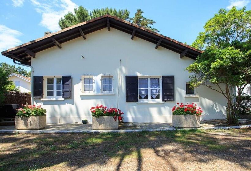 فندق Logis Hôtel Emeraude Des Bois