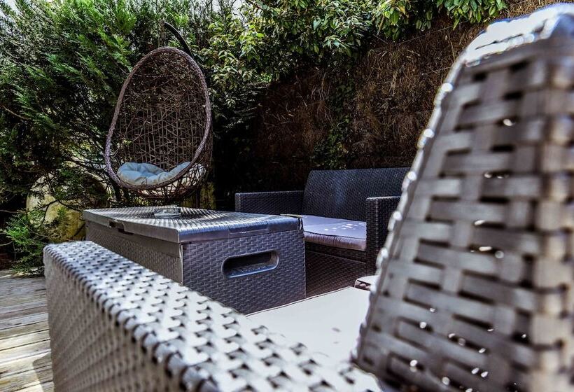 فندق Logis Hôtel Emeraude Des Bois