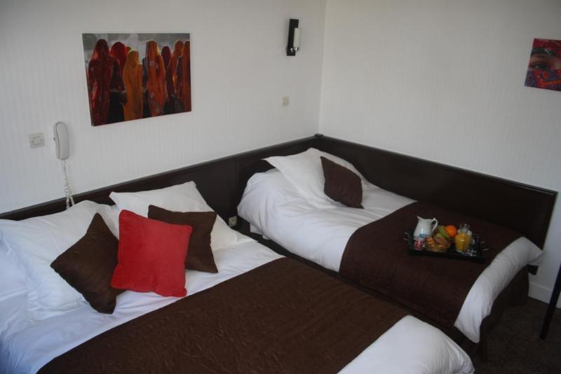 فندق Logis Hôtel Emeraude Des Bois