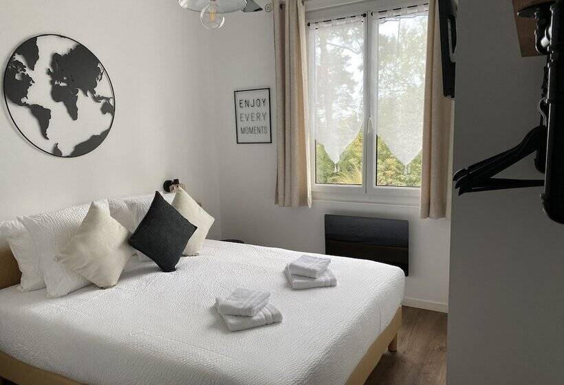 فندق Logis Hôtel Emeraude Des Bois