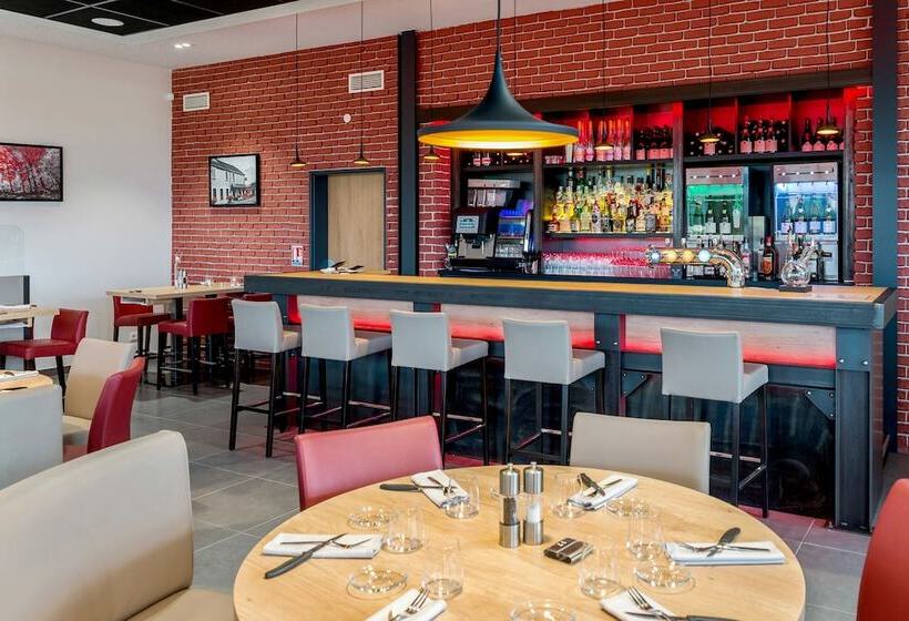 בית מלון כפרי Logis Jum