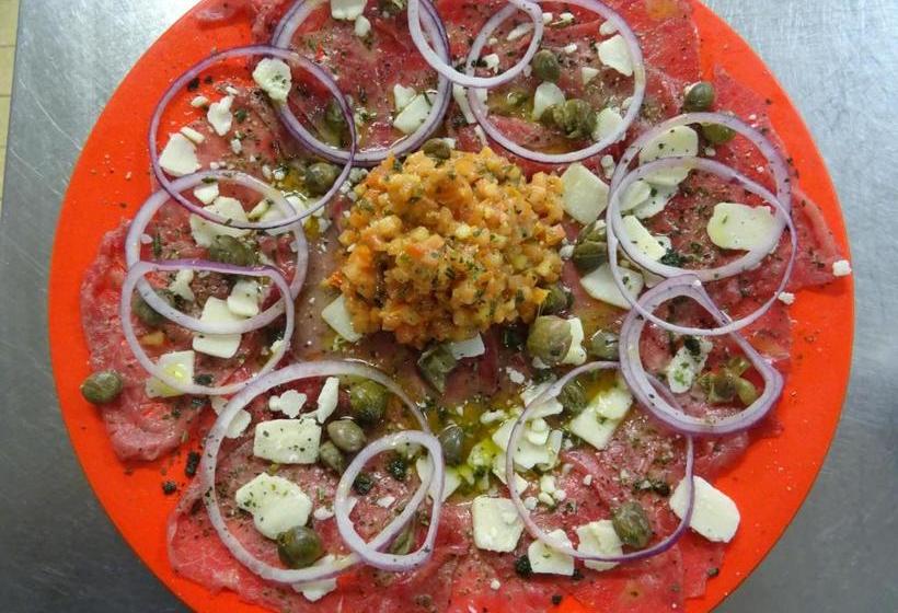 ホテル Logis La Bouloie