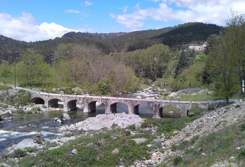 Logis Hotel Restaurant La Corniche Des Cevennes