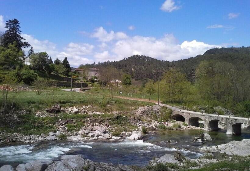 Logis Hotel Restaurant La Corniche Des Cevennes