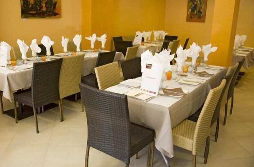 호텔 Logis Hôtel Restaurant L Europe